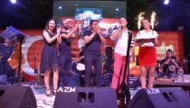 Dikili festivaline muhteşem final:  SÜMER EZGÜ BİNLERİ COŞTURDU