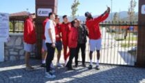 Aliağa Petkimsporlu Oyunculardan Pati Park’a Ziyaret