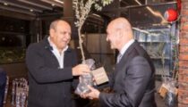 Başkan Soyer’in gıda desteği projesine İZSİAD desteği