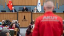 Başkan Soyer “Bir Kira Bir Yuva”da hedeflerini açıkladı