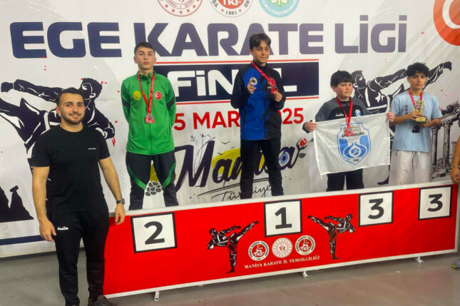Aliağa’nın Genç Sporcuları Madalyalarıyla Döndü