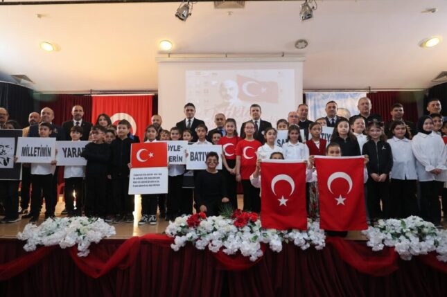 İstiklal Marşı’nın Kabulünün 104. Yıl Dönümü Aliağa’da Kutlandı