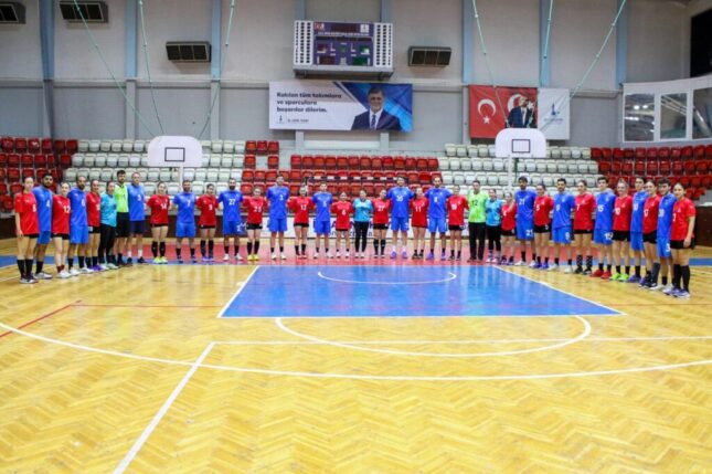 Hentbolda Türkiye Kupası heyecanı İzmir’de yaşanacak