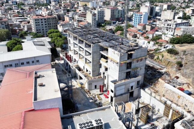 Eşrefpaşa Hastanesi inşaatı beşinci kata ulaştı